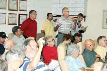 Over 150 citizens attended 2 sessions of Congressman Manzullo's Town Hall meeting in Elizabeth
